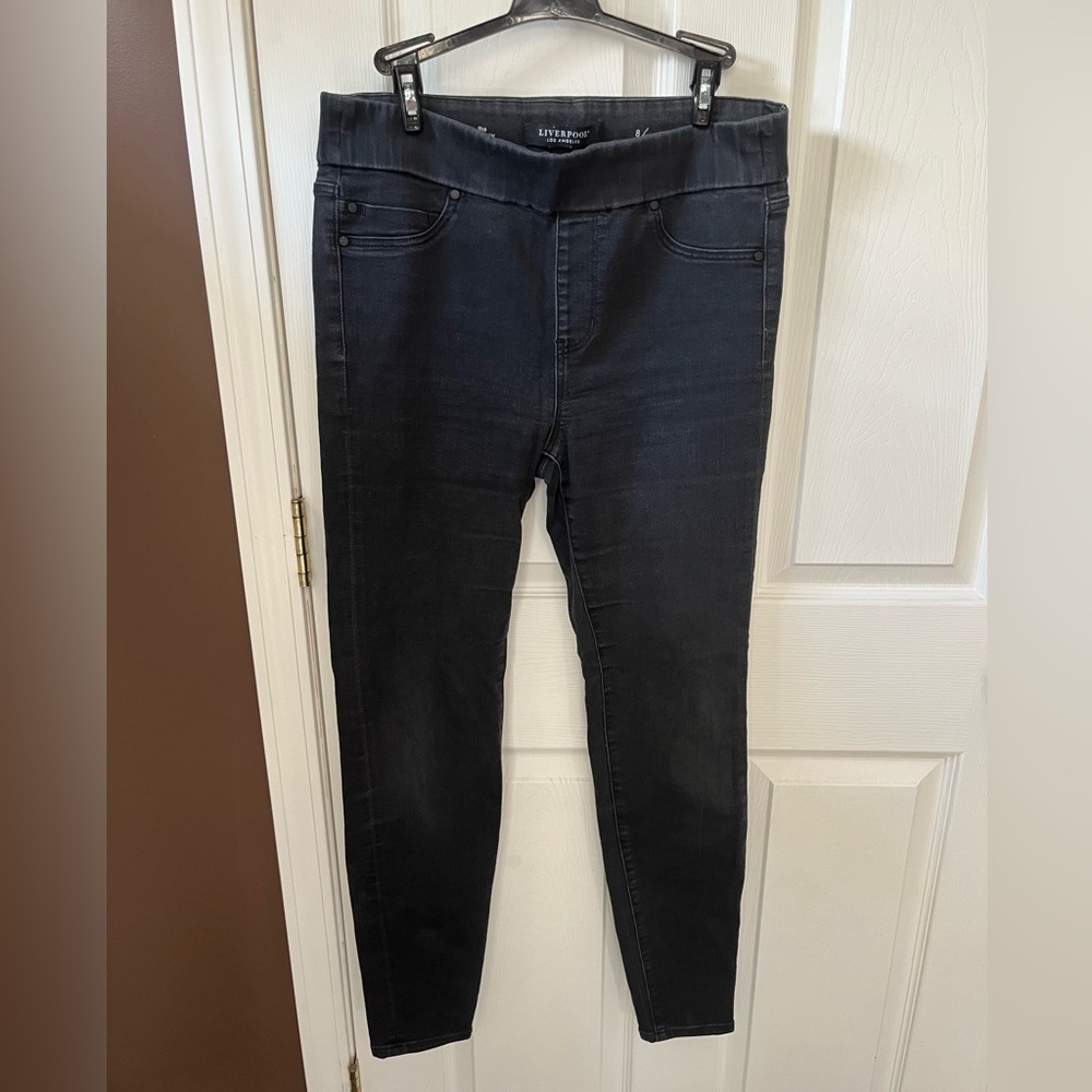 Women’s 8/29 Liverpool jeggings